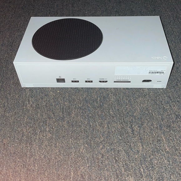 Xbox series s - Picture 2 of 3